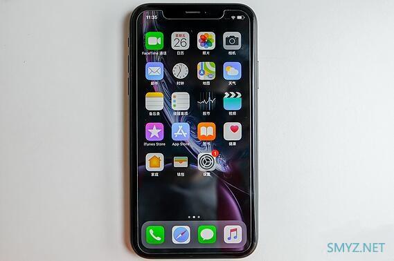 iPhone XR白色和黑色哪个好？苹果XR是买白色还是黑色的好