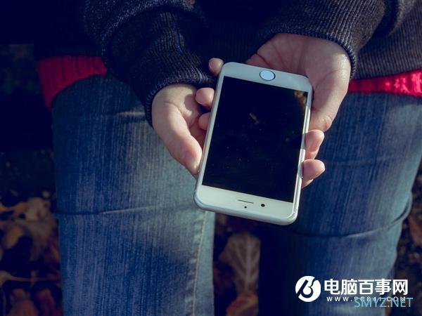 别再买iPhone解锁机了！已被苹果官方封杀：手机秒变砖