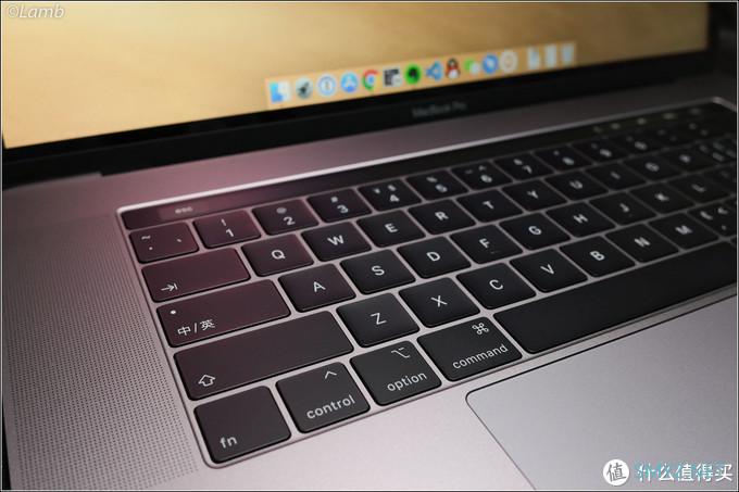 上车2019款MacBook Pro从此转换器不离身