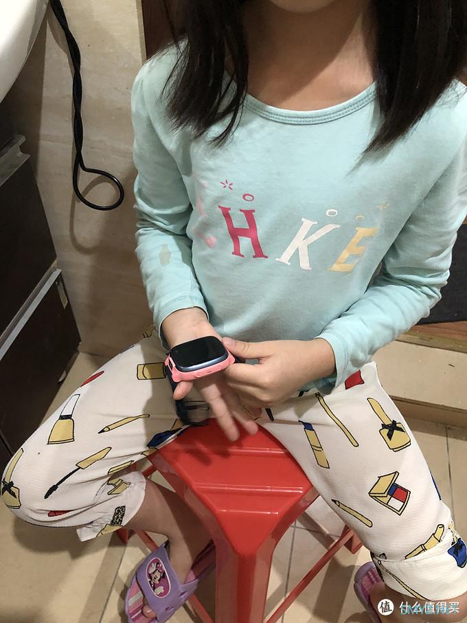 优点缺点各自明显的360儿童手表P1 优点缺点各自明显的360儿童手表P1