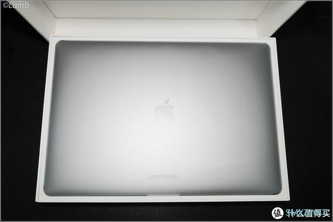 上车2019款MacBook Pro从此转换器不离身