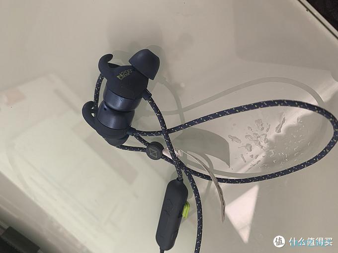 AKG N200a， 懒癌肥准备运动的第二个装备和第一个分享