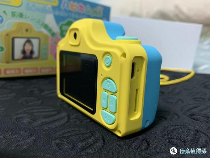 儿童玩具 篇一:给孩子买的第一款儿童相机 儿童玩具 篇一:给孩子买的第一款儿童相机