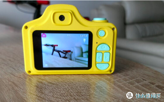 儿童玩具 篇一：给孩子买的第一款儿童相机