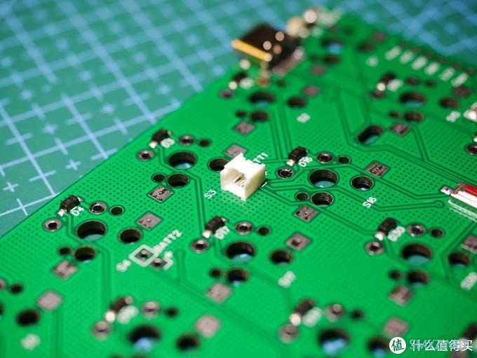 手把手带你组装平价热插拔蓝牙5.0客制化键盘