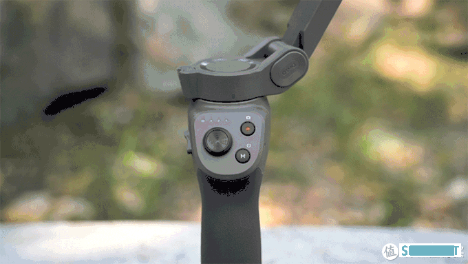 拒绝吃灰，能带出去的稳定器才是手机的好搭档，大疆Osmo Mobile 灵眸手机云台3小巧新体验