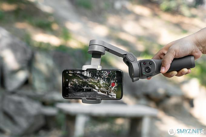 拒绝吃灰，能带出去的稳定器才是手机的好搭档，大疆Osmo Mobile 灵眸手机云台3小巧新体验