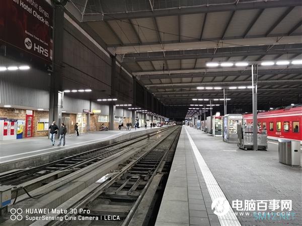 徕卡超感光四摄初体验：华为Mate 30 Pro夜景实拍样张