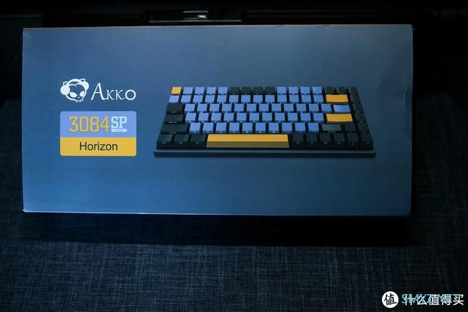 外设 篇十一：可能是小键盘最好看的配色 -  AKKO 3084SP 地平线