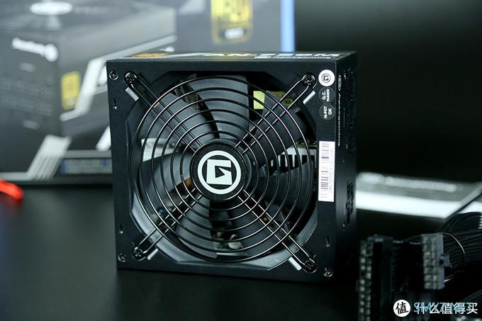 PC硬件外设派 篇四：同样的金牌能效电源，价格相差一半，你买还是不买？