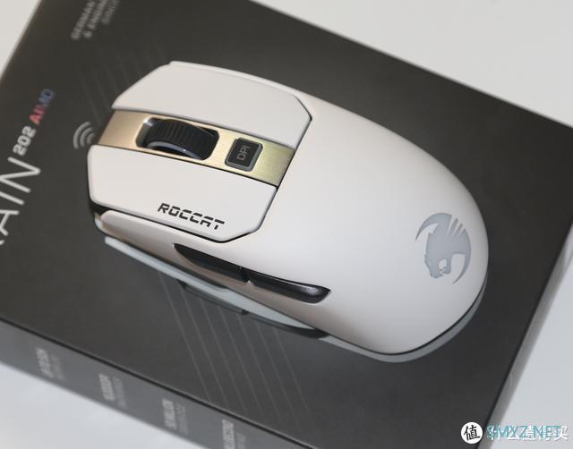 德国第一外设品牌冰豹ROCCAT Kain 202 AIMO无线电竞鼠标轻体验