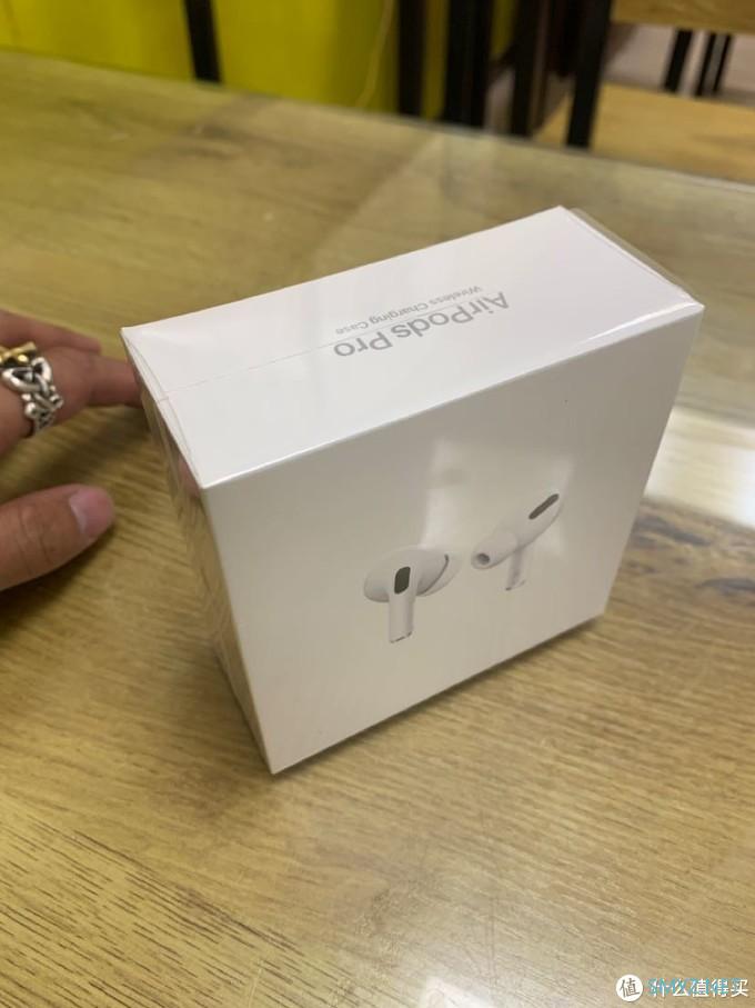 Airpods Pro 到手 香是真的香 毛病嘛也不是没有