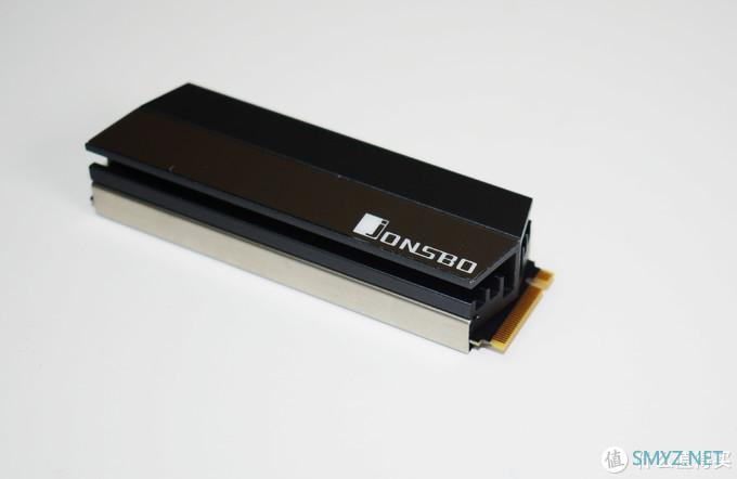 电脑硬件评测 篇十五：论SSD散热的重要性，两款乔思伯M.2 SSD散热器装机测试