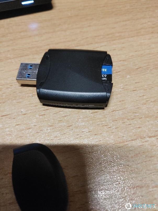 真usb3.0读写的8.8的绿巨能usb3.0 SD卡 micro sd TF卡读卡器