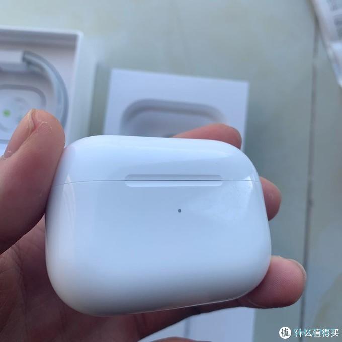 数码产品 篇一：airpods pro 捡漏开箱局～内有92年大叔鉴别真假骚操作分析