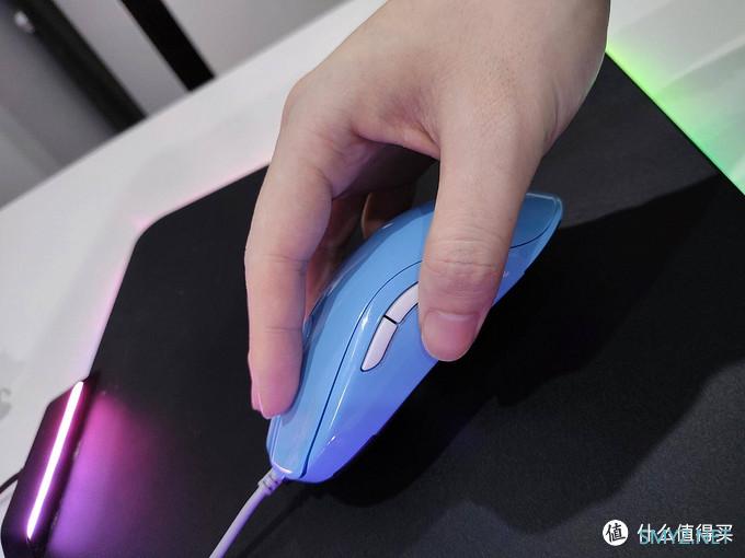 Neo的务实外设指南 篇二十八:稳中有升的优质FPS鼠标 - 卓威Zowie FK2-B上手实测 Neo的务实外设指南 篇二十八:稳中有升的优质FPS鼠标 - 卓威Zowie FK2-B上手实测