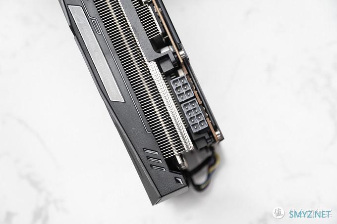 要疯！5600XT 居然用 2080Ti 的散热！