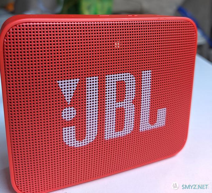 骚气十足的 JBL GO2