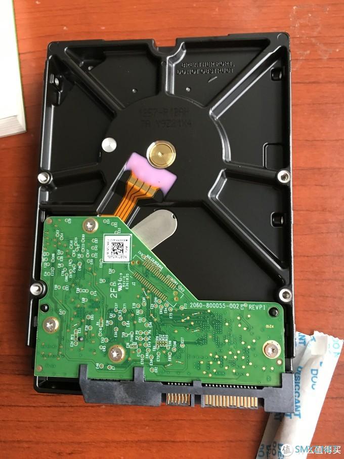 晒物评测 篇五十一：5M每秒的SSD拿去送修了，于是我买了个4T机械硬盘！西数蓝盘4T机械硬盘开箱