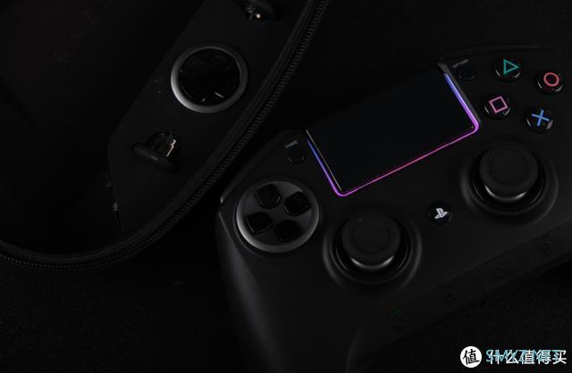 雷蛇（RAZER）飓兽终极版无线手柄开箱/使用方法