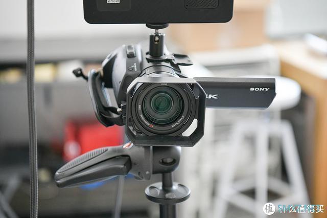 索尼AX700摄像机展现高品质远程教学