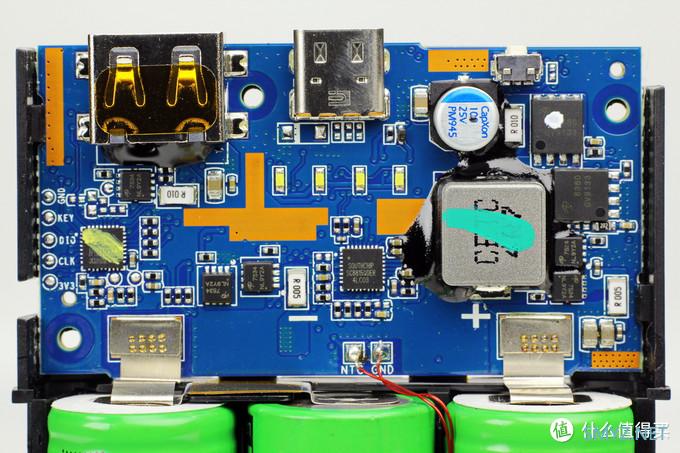 拆解报告：小米移动电源3 10000mAh 超级闪充版PB1050ZM