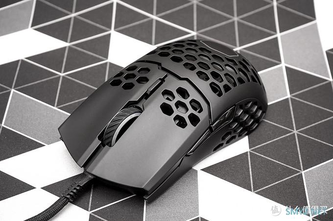 酷冷 RGB版 轻量化洞洞鼠拆解测评!——MM711 酷冷 RGB版 轻量化洞洞鼠拆解测评!——MM711