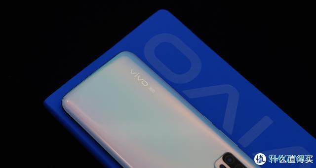 Z6，5G时代的vivo“贼溜”的先锋官