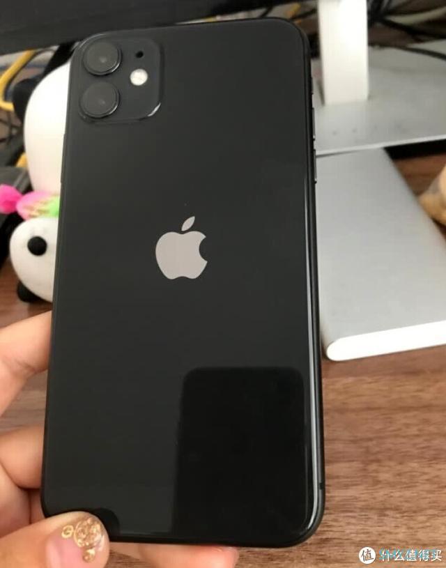 Apple iPhone 11使用简评，避开5G不谈真香