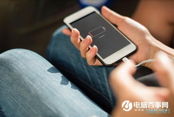 消息称苹果正努力去掉iPhone上闪电接口 最快也要明年实现