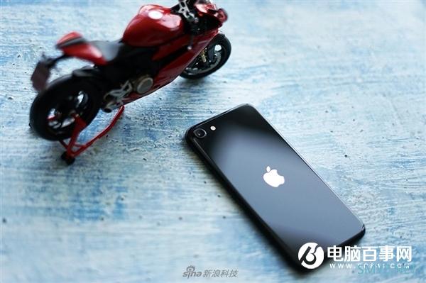 最低2799元 新iPhone SE开箱：低价高能小钢炮