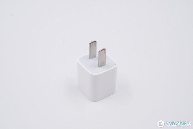 拆解报告：Apple苹果新款iPhone SE原装5W充电器