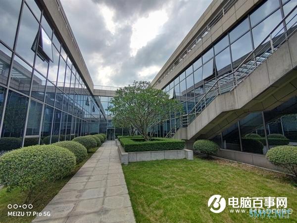 魅族17 Pro上手：90Hz+陶瓷机身 独占“唯一”的5G梦想旗舰