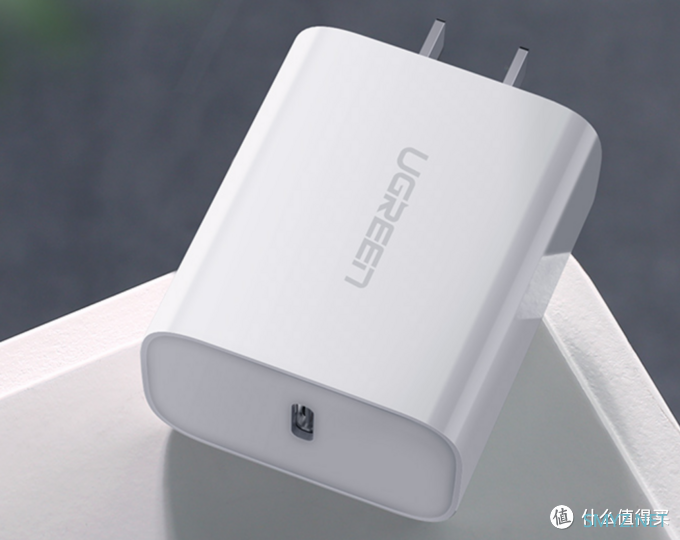 二狗聊数码 篇三十八:从18W到100W,充电器选购看这篇就够咯 二狗聊数码 篇三十八:从18W到100W,充电器选购看这篇就够咯