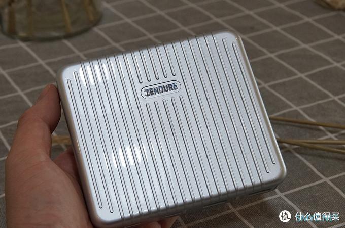 二狗聊数码 篇三十八:从18W到100W,充电器选购看这篇就够咯 二狗聊数码 篇三十八:从18W到100W,充电器选购看这篇就够咯