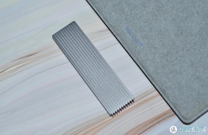 勤添印记 篇十三：短小精悍，多快好爽：Orico 迅龙 V500 M.2 NVMe SSD
