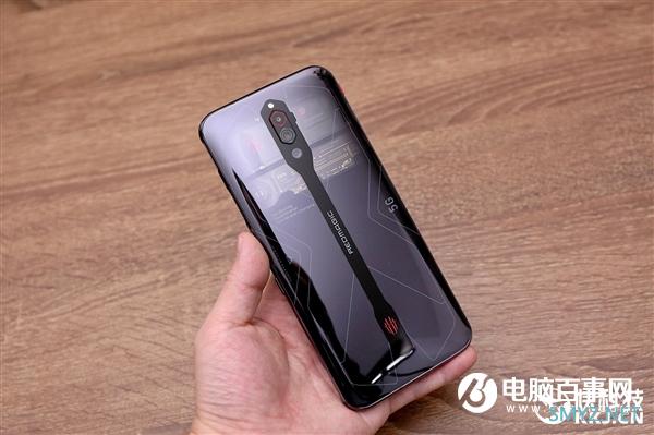 国产首款16G内存旗舰 红魔5G氘锋透明版图赏