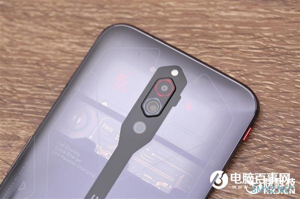 国产首款16G内存旗舰 红魔5G氘锋透明版图赏