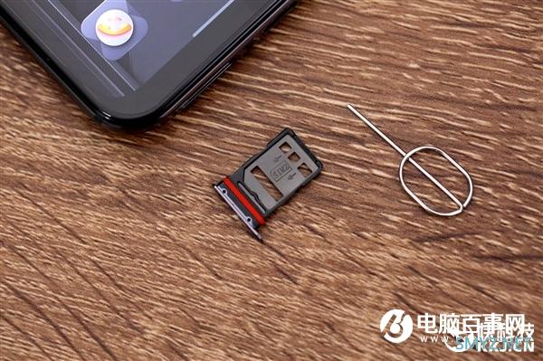 国产首款16G内存旗舰 红魔5G氘锋透明版图赏
