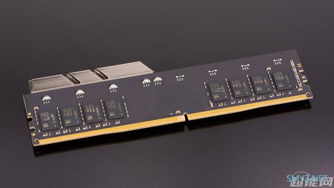 芝奇皇家戟DDR4-4000 CL15套装评测 极致的频率与时序