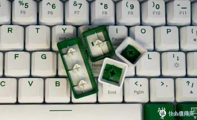 键盘评测丨端午节，来一把粽叶配色的键盘试试?