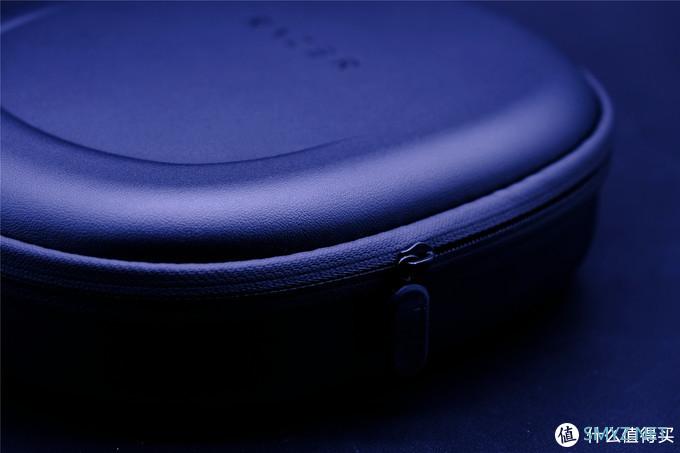 震撼影音畅享宁静--Razer Opus雷蛇寂星鲨头戴式主动降噪耳机