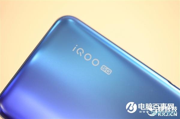 千元120Hz竞速屏 vivo iQOO Z1x海蔚蓝开箱图赏 千元120Hz竞速屏 vivo iQOO Z1x海蔚蓝开箱图赏