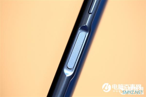 千元120Hz竞速屏 vivo iQOO Z1x海蔚蓝开箱图赏 千元120Hz竞速屏 vivo iQOO Z1x海蔚蓝开箱图赏