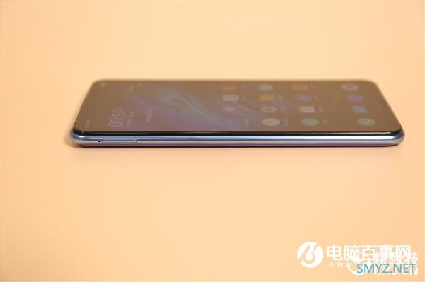 千元120Hz竞速屏 vivo iQOO Z1x海蔚蓝开箱图赏 千元120Hz竞速屏 vivo iQOO Z1x海蔚蓝开箱图赏
