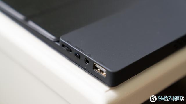 既是便携屏又是大平板，设计体验双升级，加入安卓系统的便携屏CF011S值得入手吗？
