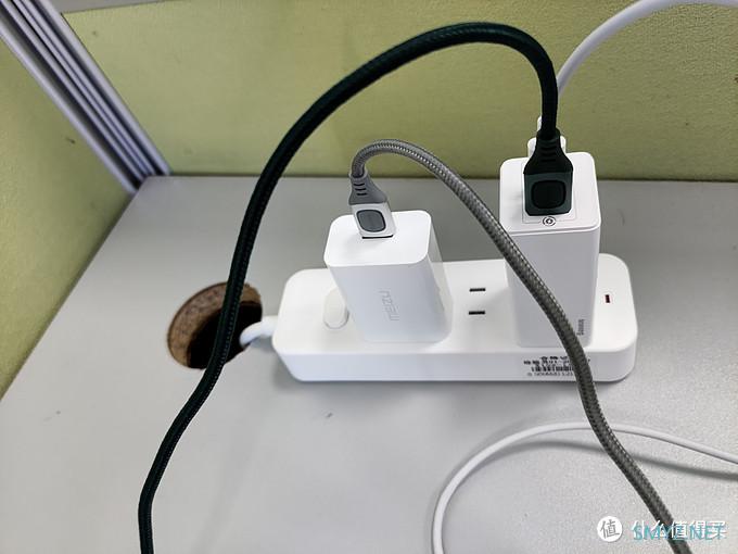 Baseus倍思全协议互转快充线 体验报告 Baseus倍思全协议互转快充线 体验报告