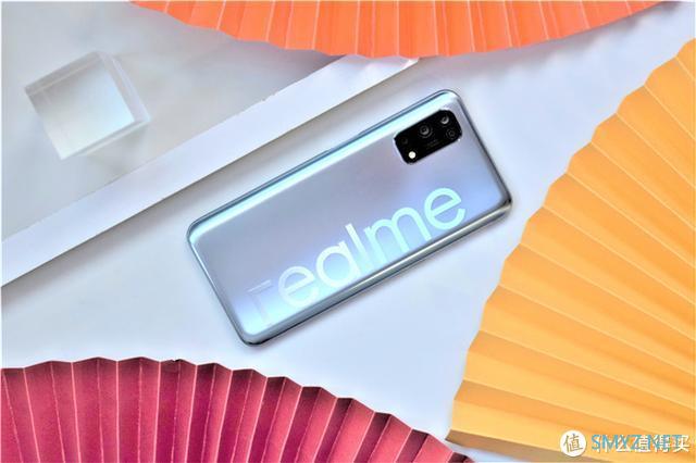5000mAh大电池，7天使用体验，realme 真我V5是否值得购买