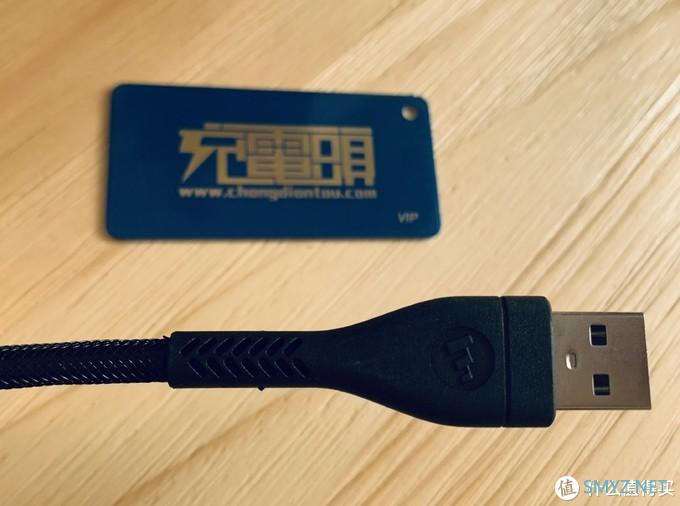 充电头网 篇五：mophie USB-A to Lightning数据线试用报告