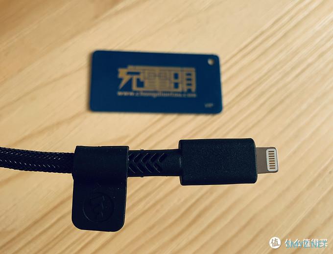 充电头网 篇五：mophie USB-A to Lightning数据线试用报告